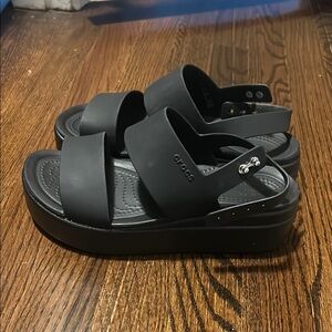 CROCS Black Platform Sandals